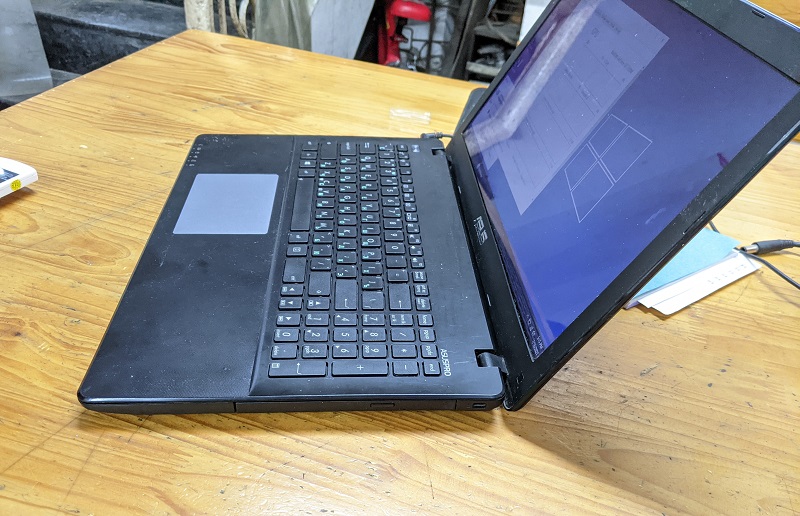 Laptop cũ Asus X550 core i5 RAM 4Gb ổ cứng 500 Gb